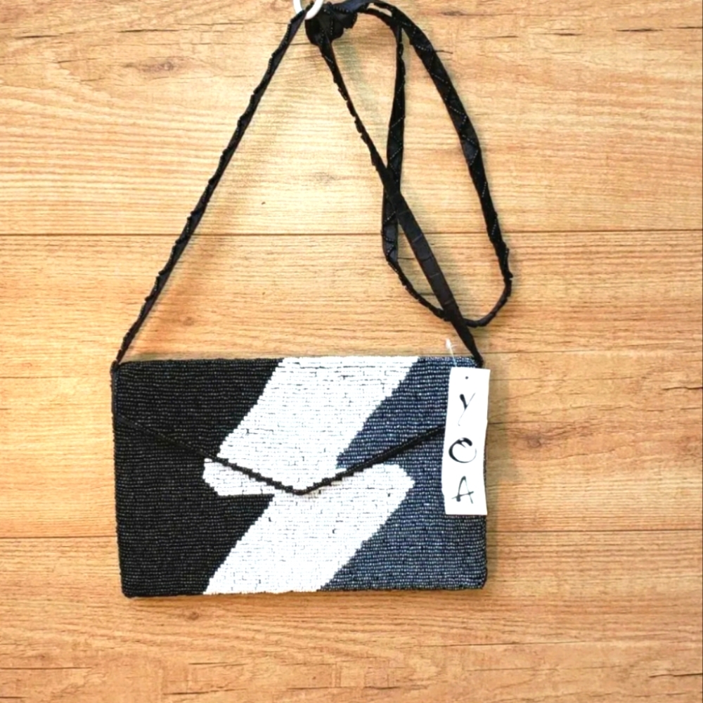 VTG Beaded Boutique Elegant Black Purse Hand Bag